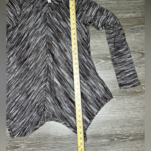 Knox Rose Brown Knit Top – Bohemian Knitwear  (Size Medium) - Picture 12 of 15